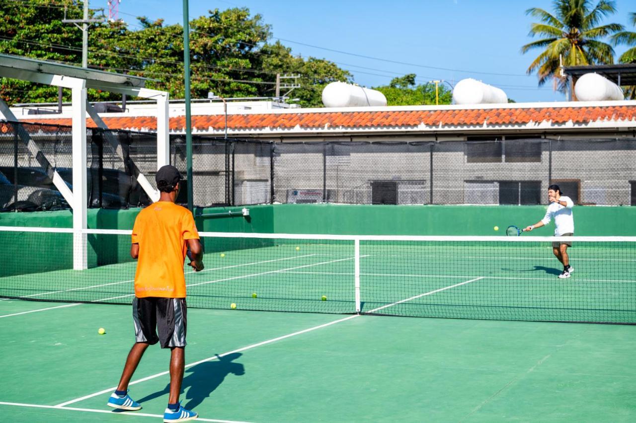 Viva Tangerine By Wyndham, A Trademark All Inclusive Cabarete Exterior photo